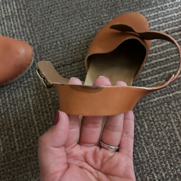 Bryr Emma Mid Heel - Picture 2 of 4